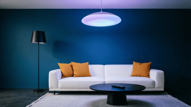 Современные LED-люстры с RGB: меняем настроение комнаты одним кликом